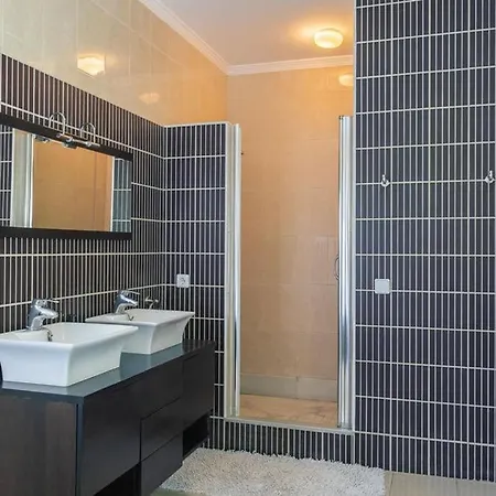 Spacious 10guest In Puerto Banus With Pool Villa Marbella